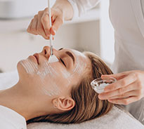 Chemical-Peel-Treatment